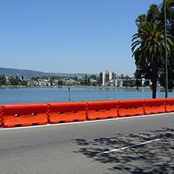 Each wall includes one (1) galvanized steel T-pin to securely link Water-Cable Barrier sections together.